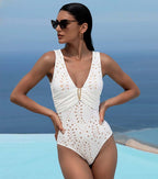 Conjunto de traje de baño de una pieza con escote en V, corte láser y florales & falda larga para vacaciones en la playa, resort, fiesta en la piscina, crucero, luna de miel – Blanco