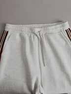 Conjunto Deportivo Retro para Mujer de Dos Piezas Sudadera con Media Cremallera Pantalones de Pierna Ancha con Cinta a Rayas Casual – Gris Blanco