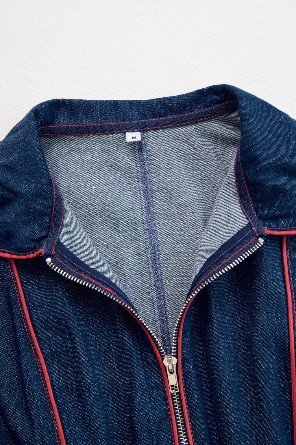 Mono de mezclilla retro suelto y casual para mujer, con solapa y costuras rojas, pierna ancha, manga y bolsillo – Azul