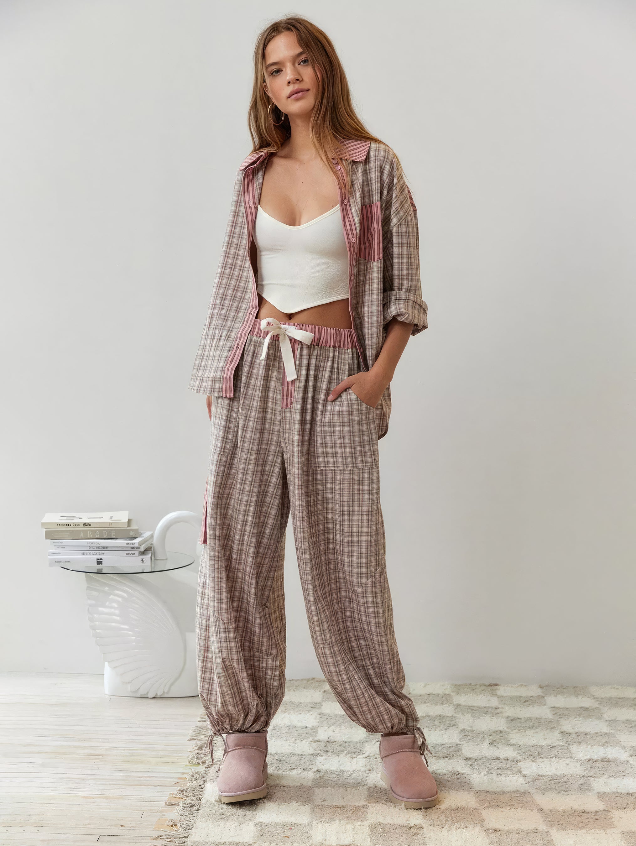 Conjunto de Pijama de Cuadros Elegante para Mujer Camisa de Manga Larga Pantalones de Pierna Ancha Ropa de Casa Suave y Casual – Sara