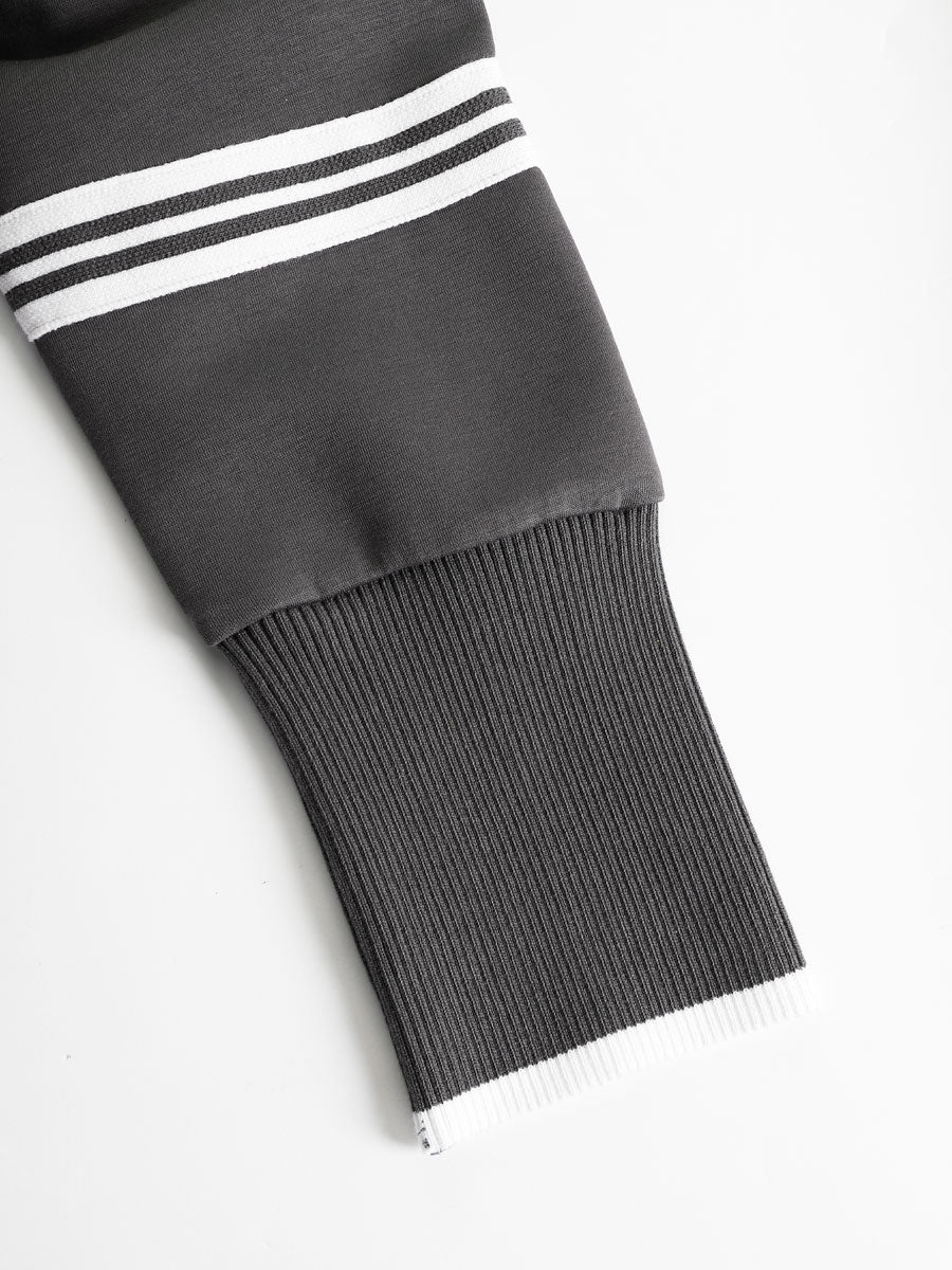 Conjunto Deportivo Retro para Mujer de Dos Piezas Sudadera con Media Cremallera Pantalones de Pierna Ancha con Cinta a Rayas Casual – Gris Blanco