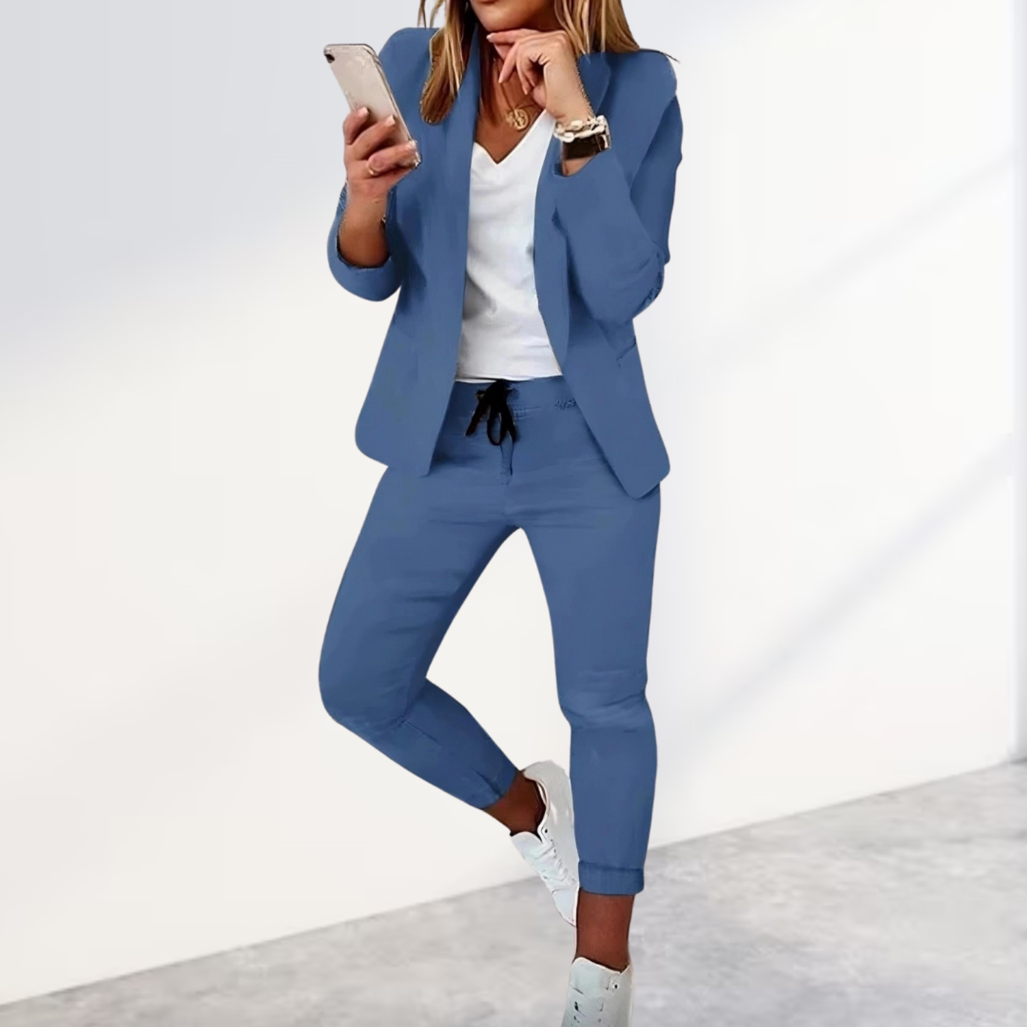 Conjunto de Blazer Elegante y Pantalones Jogger para Mujer Casual de Negocios Poliéster Ajustado para el Día a Día – Negro