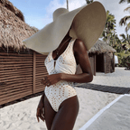 Conjunto de traje de baño de una pieza con escote en V, corte láser y florales & falda larga para vacaciones en la playa, resort, fiesta en la piscina, crucero, luna de miel – Blanco