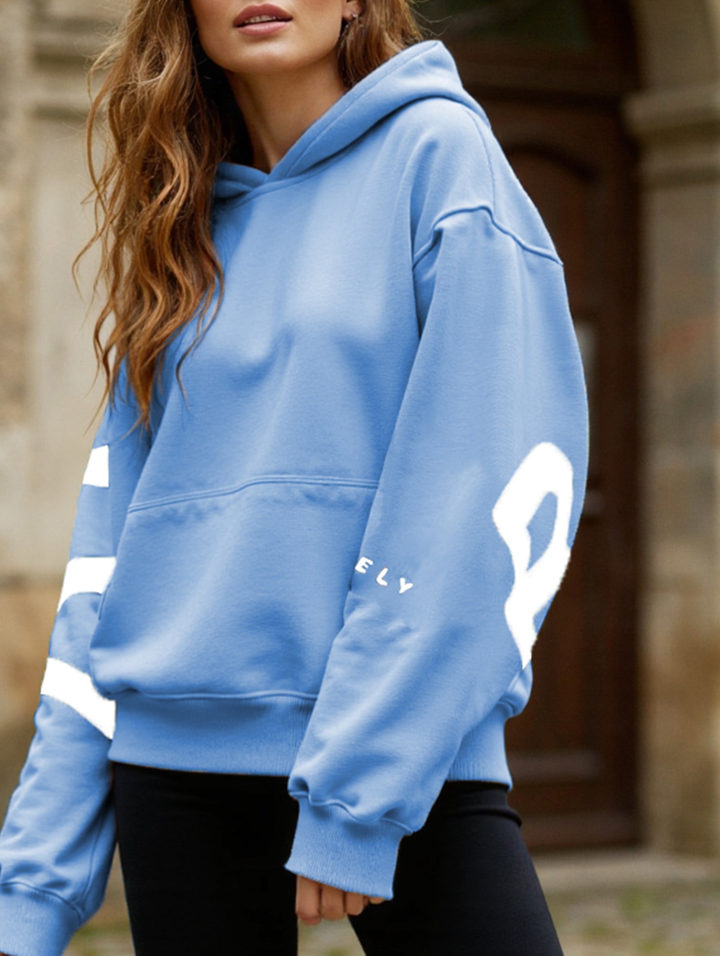 Sudadera con Capucha Gráfica Oversized para Mujeres, Ropa Casual de Calle, Suéter Cómodo de Ajuste Suelto – Gris Azul
