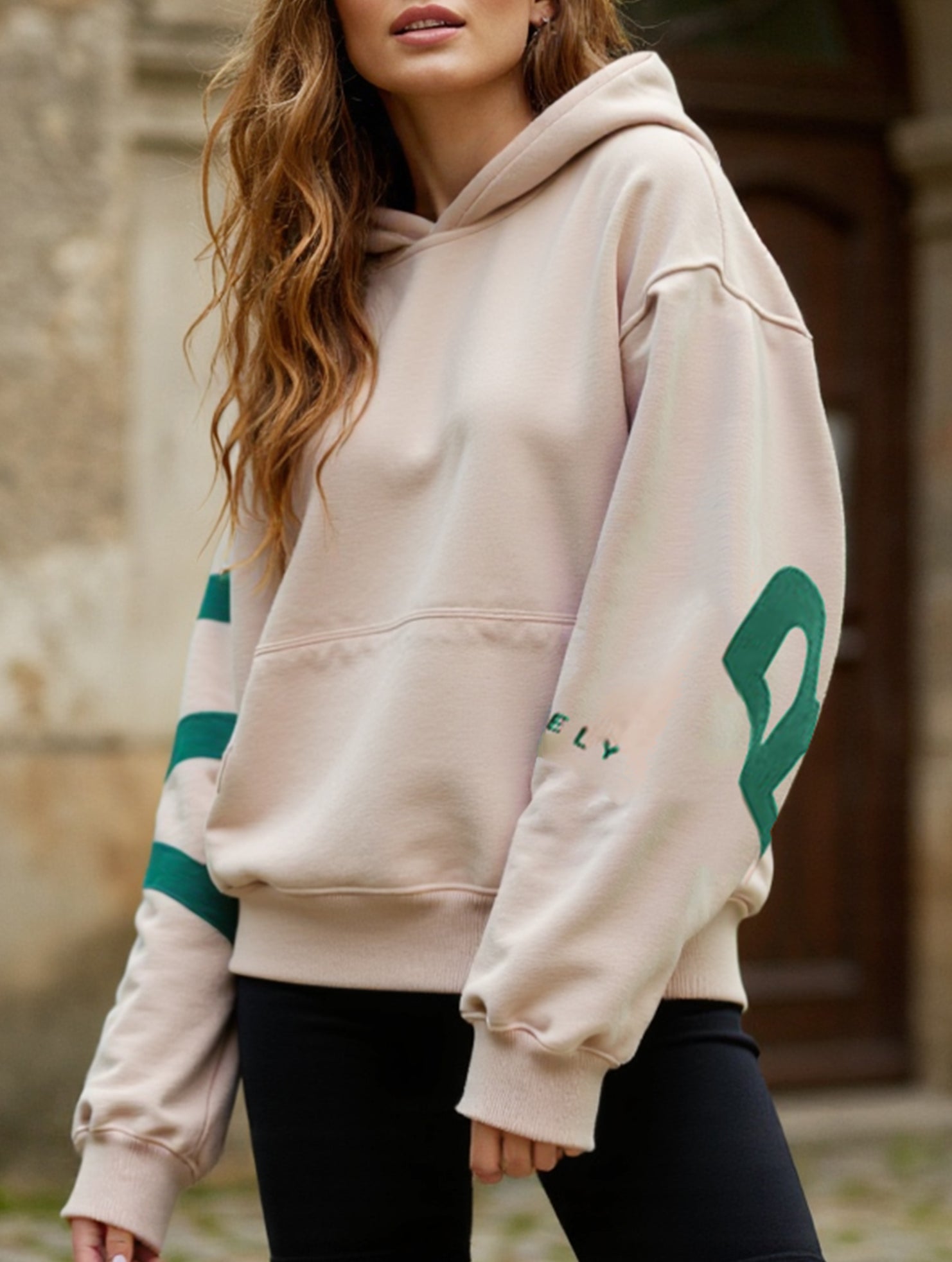 Sudadera con Capucha Gráfica Oversized para Mujeres, Ropa Casual de Calle, Suéter Cómodo de Ajuste Suelto – Gris Azul