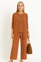 Conjunto Elegante de 3 Piezas para Mujeres: Blazer, Chaleco y Pantalones de Pierna Ancha, Ligeros y Chic Casual – Pin