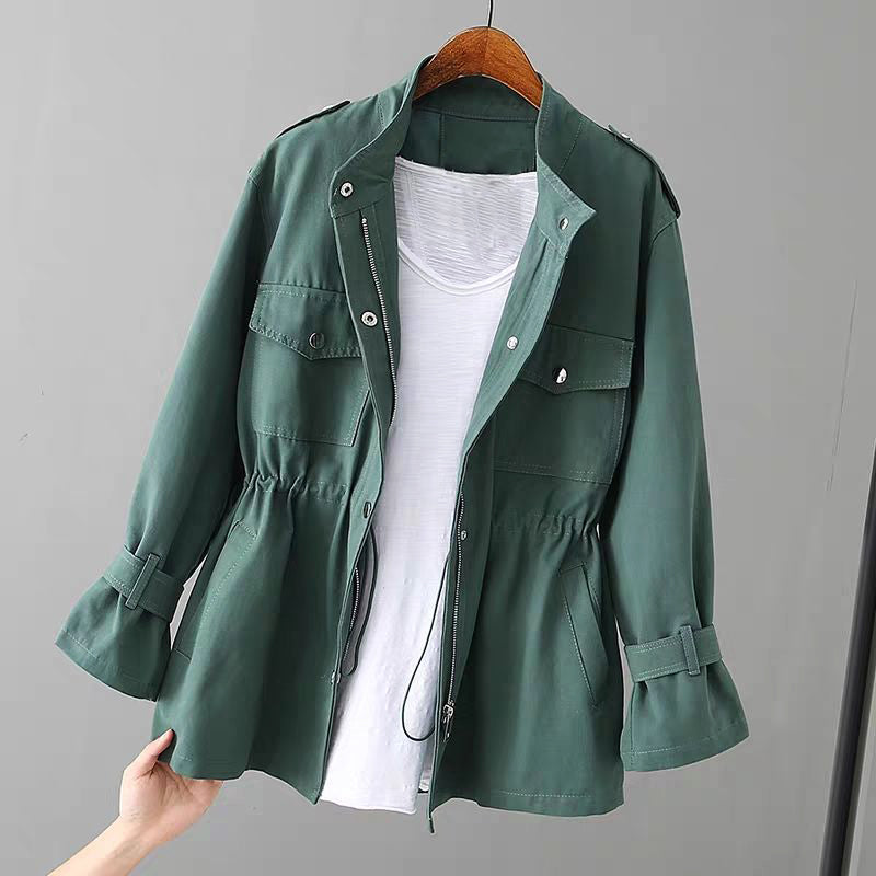 Chaqueta Utilitaria Chic para Mujeres con Bolsillos de Cremallera, Corte Atractivo, Minimalista, Casual, Elegante – Audrey