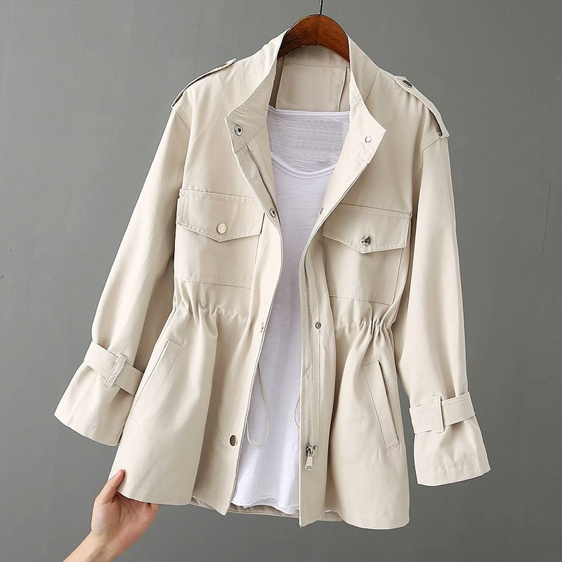 Chaqueta Utilitaria Chic para Mujeres con Bolsillos de Cremallera, Corte Atractivo, Minimalista, Casual, Elegante – Audrey