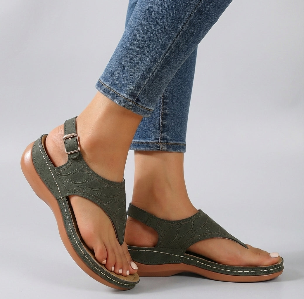 Sandalias de cuña con correa en el tobillo para mujer – Amelia
