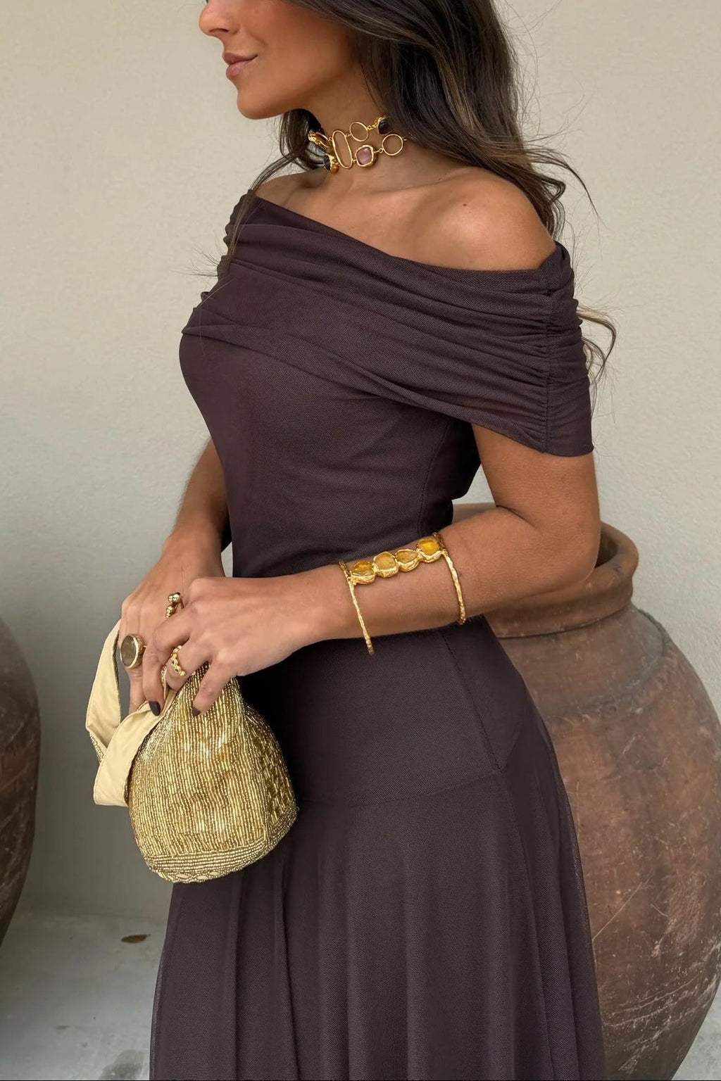 Vestido de Fiesta Formal para Invitadas de Boda - Manga Asimétrica, Cuerpo Drapado de Malla, Romántico – Brittany