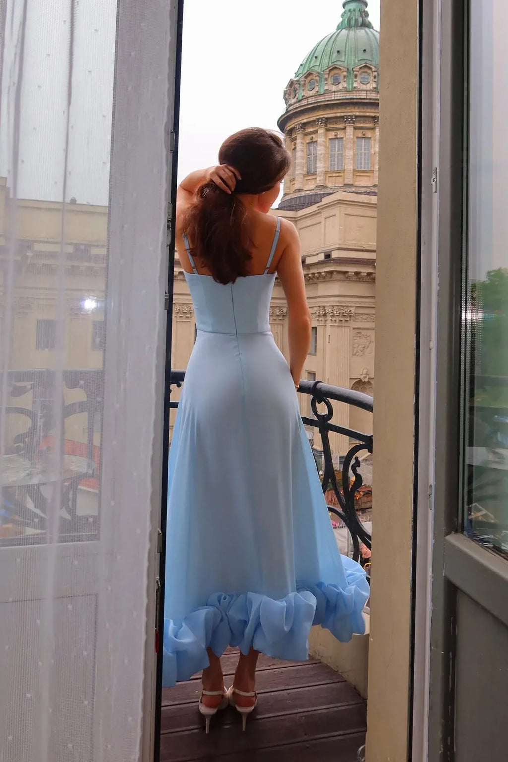 Vestido Midi Sin Mangas para Invitadas de Boda - Silueta Fluida, Definición de Cintura, Ligero y Versátil – Heather