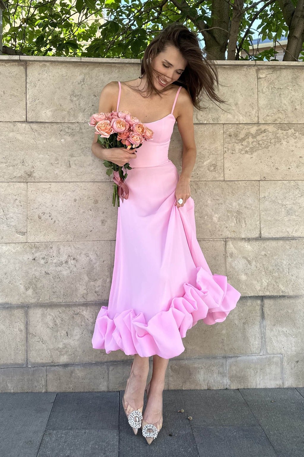 Vestido Midi Sin Mangas para Invitadas de Boda - Silueta Fluida, Definición de Cintura, Ligero y Versátil – Heather