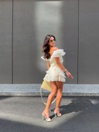 Vestido Mini Formal de Cuello en V con Volantes y Hombros Descubiertos para Mujeres – Jazlyn