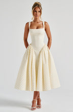 Vestido Midi de Cuello Cuadrado Sin Mangas de Gingham para Mujeres con Espalda con Cordones y Falda Voluminosa – Kaydence