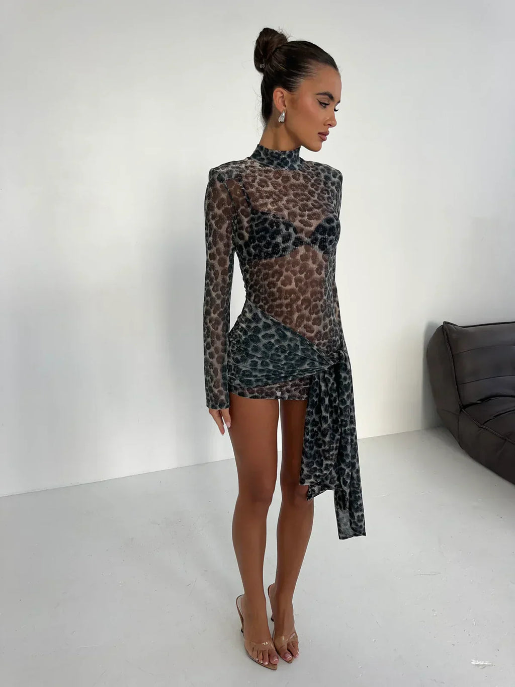 Vestido Mini de Manga Larga de Malla para Mujeres, Ajustado y Asimétrico, Perfecto para Fiestas Nocturnas, Cumpleaños, Verano – Tess