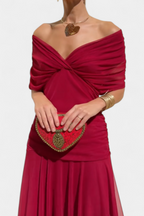 Vestido Midi Elegante de Mujer con Hombros Descubiertos, Cuerpo Drapado y Fruncido, Floral y Femenino – Lowenna