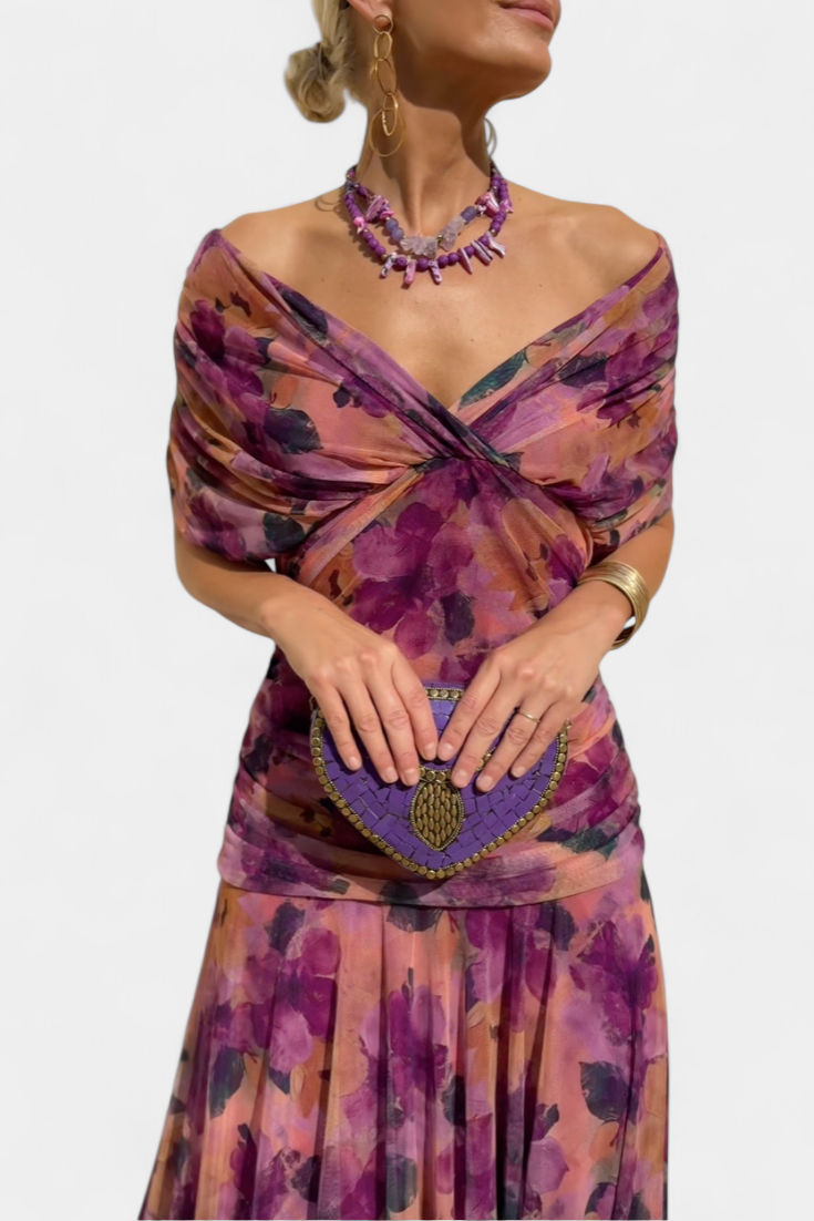 Vestido Midi Elegante de Mujer con Hombros Descubiertos, Cuerpo Drapado y Fruncido, Floral y Femenino – Lowenna
