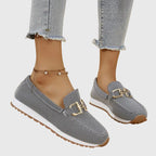 Mocasines Transpirables para Mujeres con Detalle de Caballo Dorado, Ligeros y de Fácil Uso – Susana