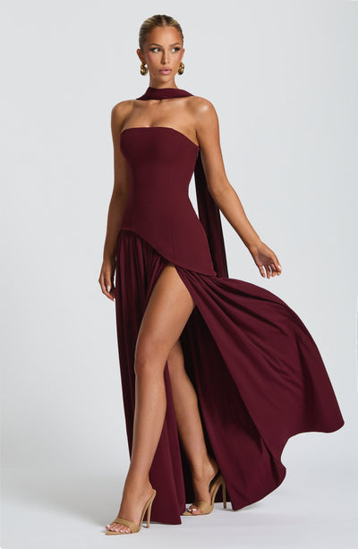 Vestido Maxi Elegante Sin Mangas para Mujer con Ajuste y Abertura Formal para Fiestas de Bodas – Mya