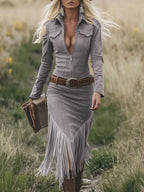 Vestido Midi de Suede Retro Western con Flecos y Borlas para Mujer, de Manga Larga, con Solapa, Cierre de Cremallera, Cinturón y Ajuste Slim – Marrón Claro