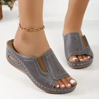 Sandalias de cuña para mujer, tipo slip-on, con soporte de arco, abiertas en la punta – Camilla